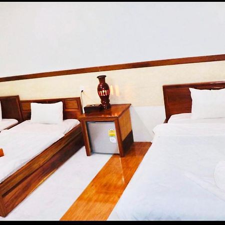 Ly Meng Hotel Баттамбанг Экстерьер фото